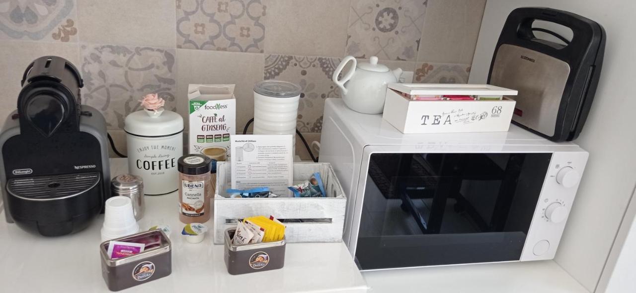 B&B Ale E Gio Piombino Bagian luar foto